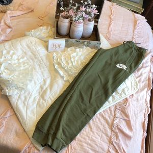 Nike sweatpant joggers